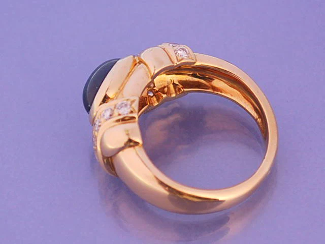 Bague saphir cabochon  diamants et or 18 carat - Image 4