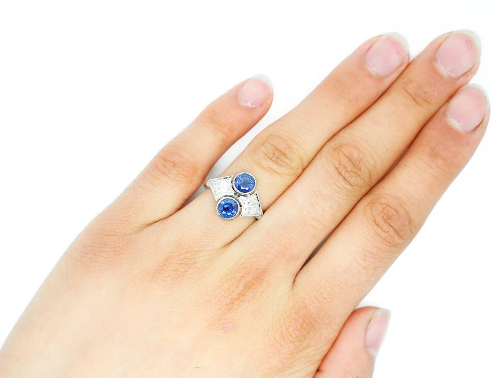 Bague Création Benoit Joaillier "Duo" Saphirs et Diamants - Image 4