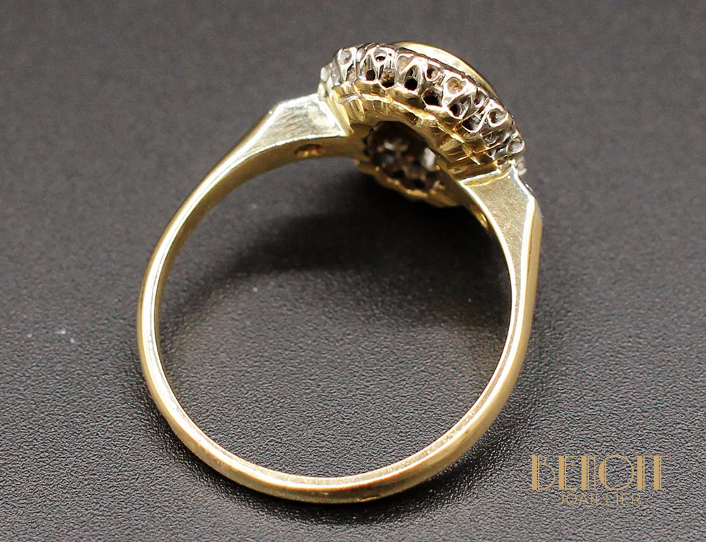 Bague Saphir Entourage Diamants - Image 4