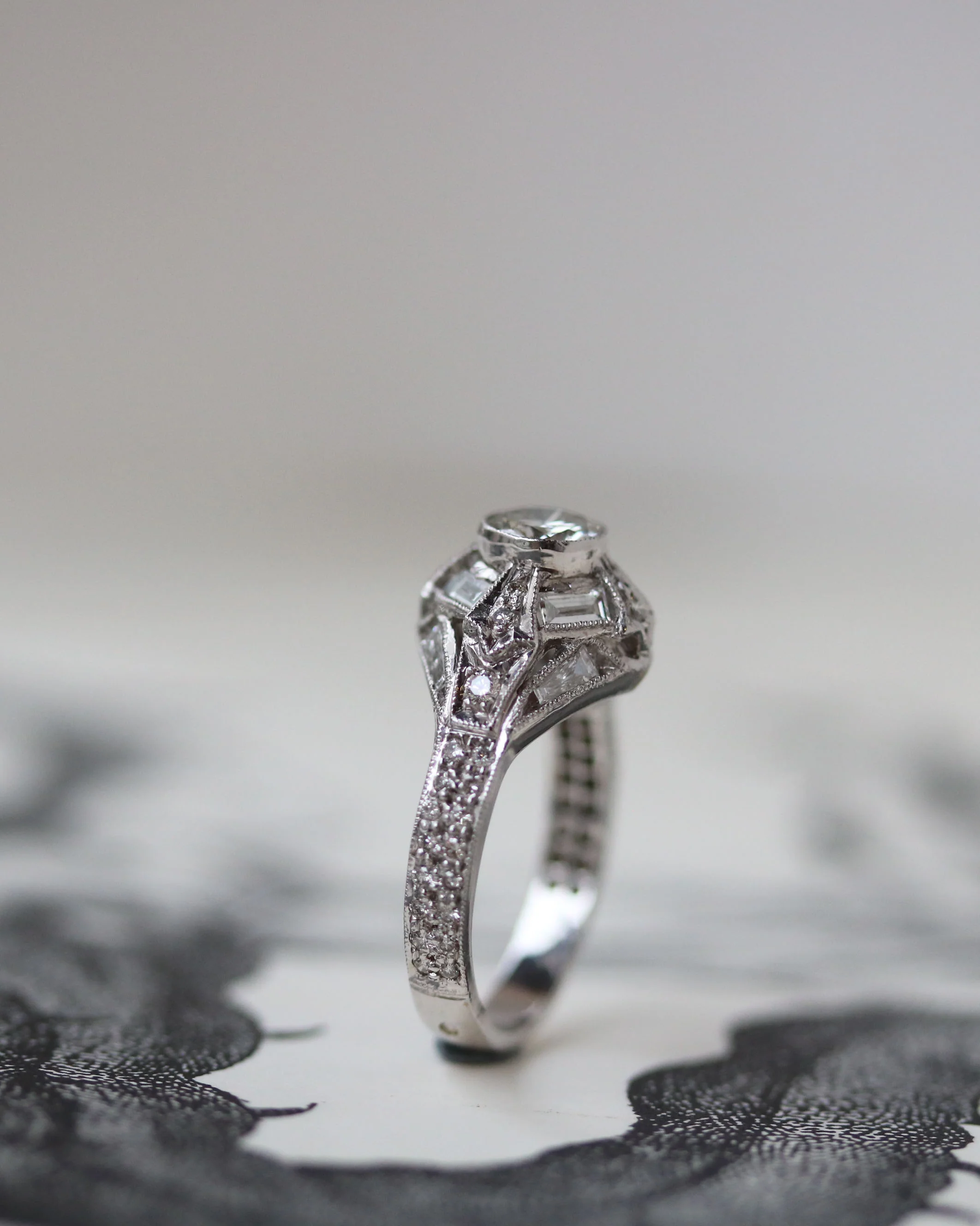 Bague Solitaire Art Déco Diamants - Image 3