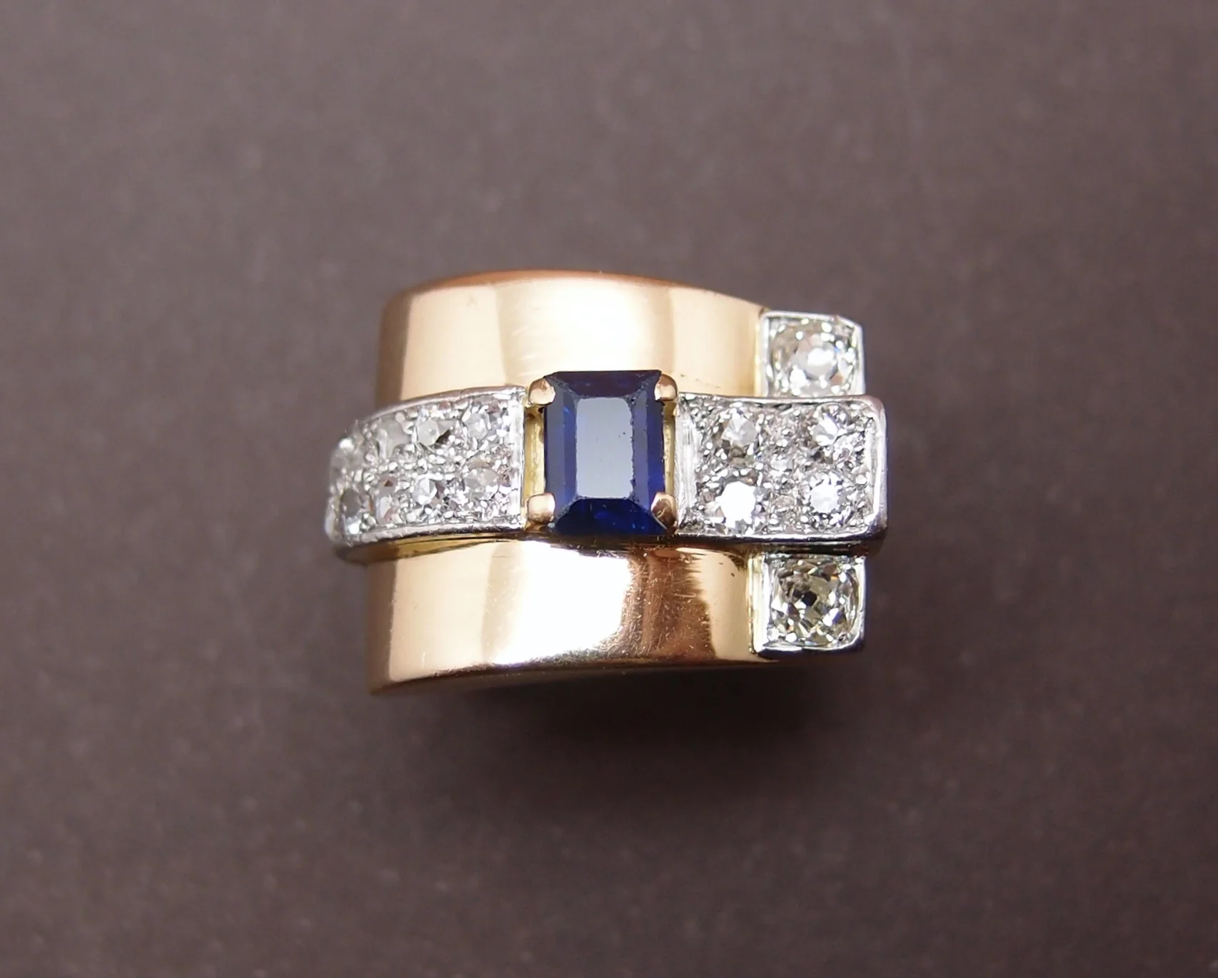 Bague "Tank" or, platine, saphir et diamants - Image 2