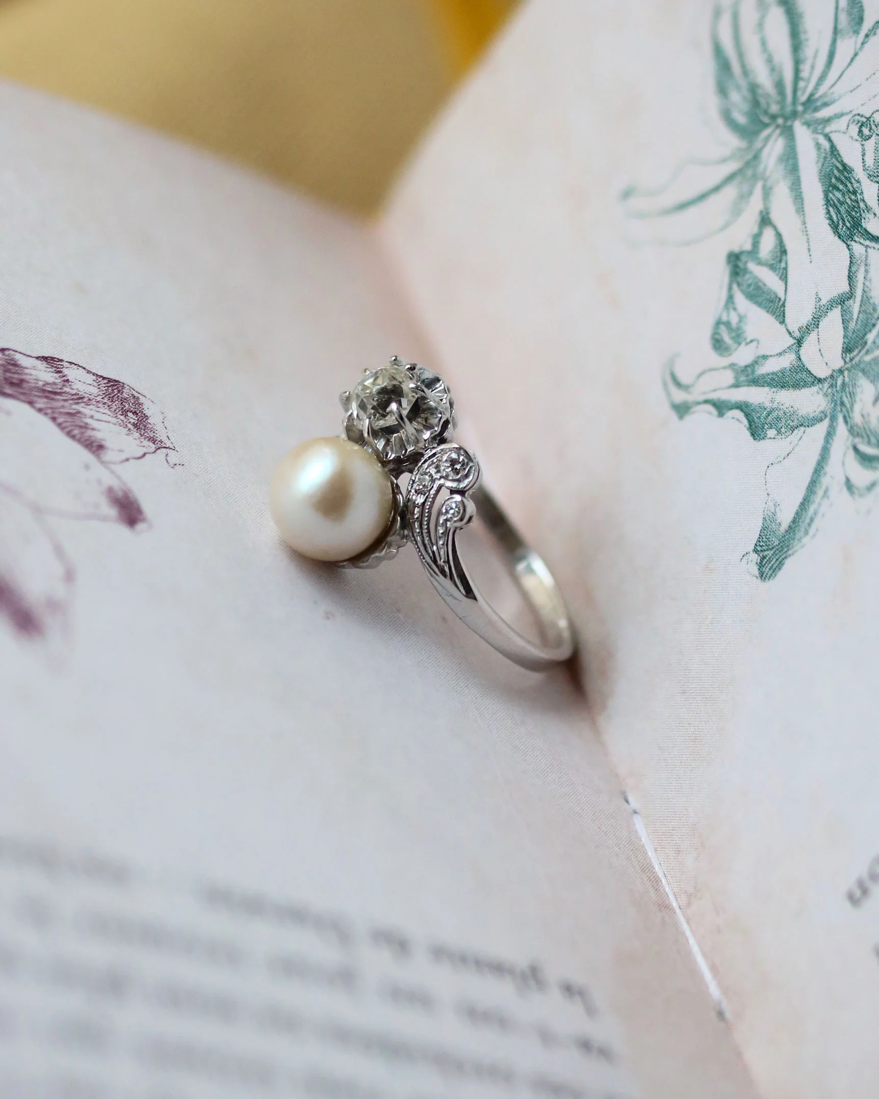 Bague Toi et Moi Diamant et Perle - Image 4