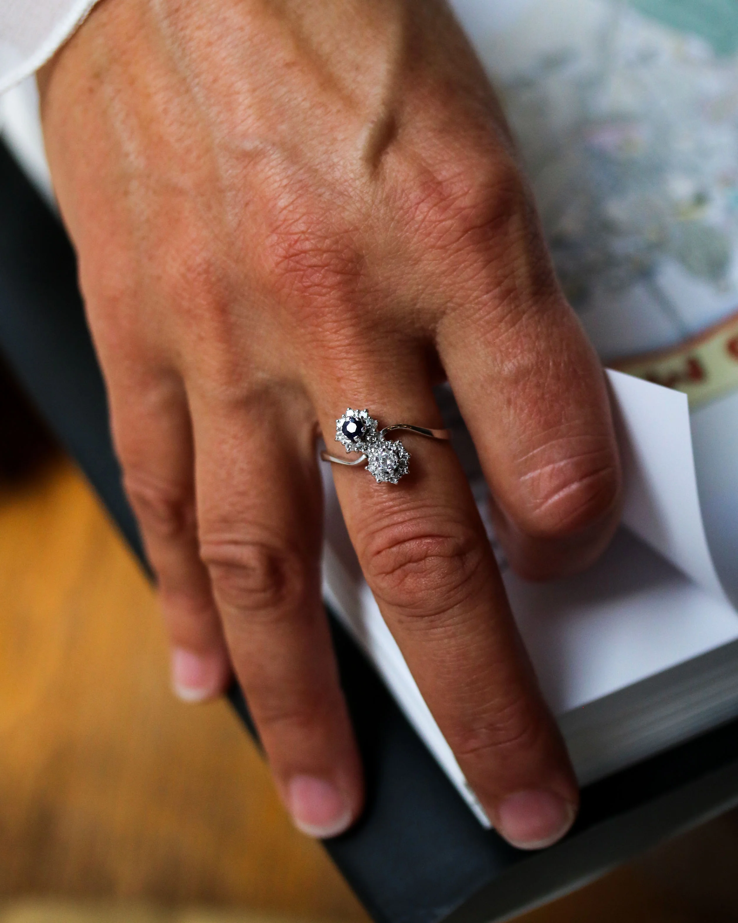 Bague Toi et Moi Or Blanc Saphir et Diamant - Image 2