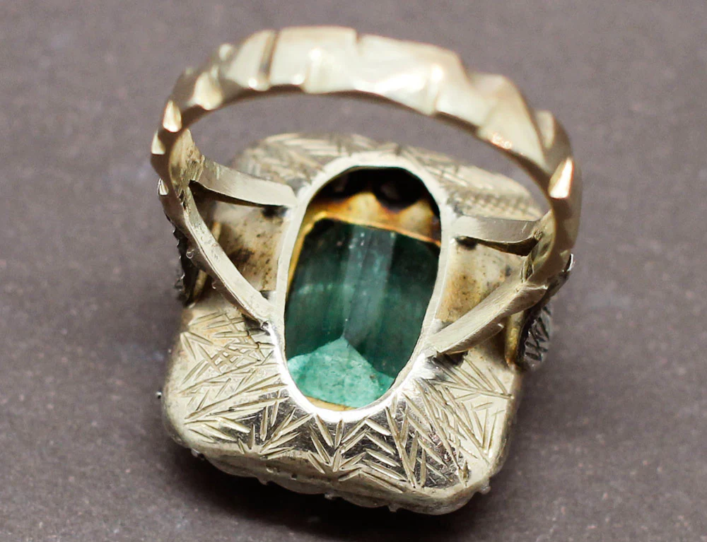 Bague XIXe Emeraude Entourage - Image 6