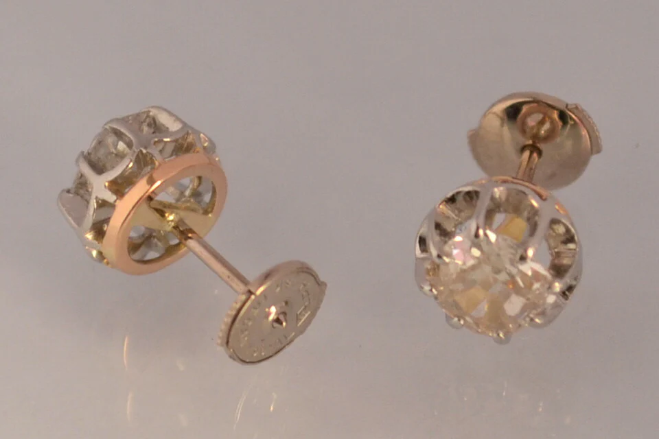 Boucle d'oreille Puce Diamants 1,5 carat - Image 2