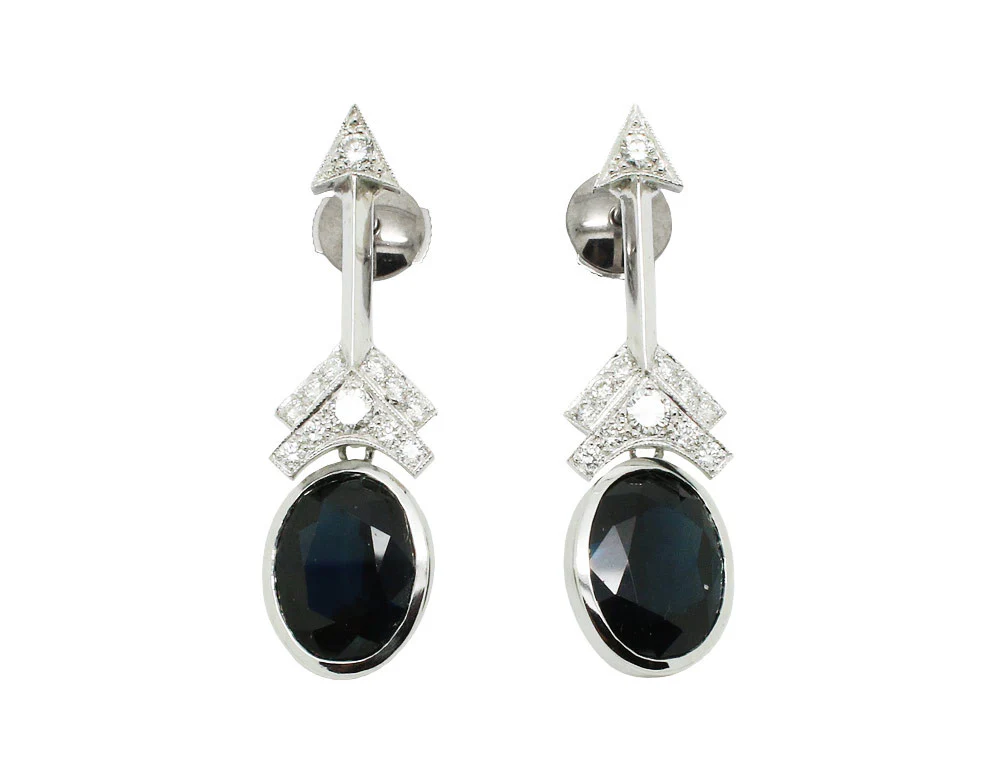 Boucles d'Oreilles Création Benoit Joaillier "Flèche" Saphirs et Diamants