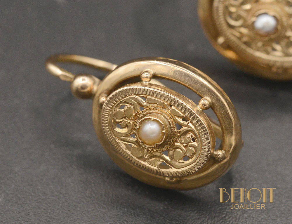 Boucles d'Oreilles Dormeuses en Or rose et Perles fines - Image 3