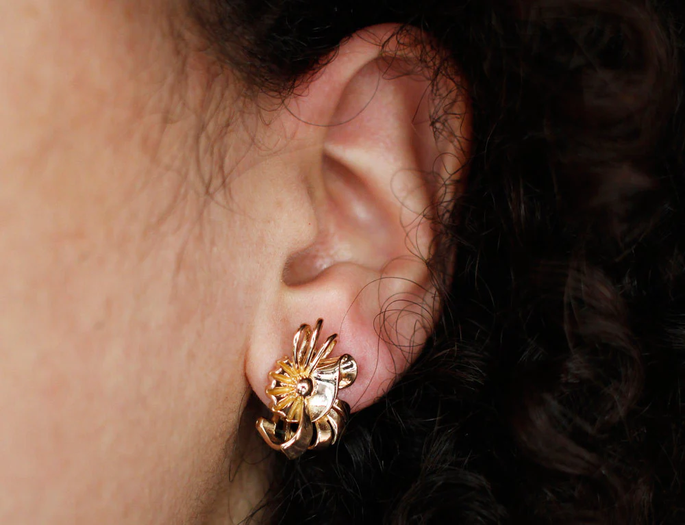 Boucles d'Oreilles Florales 1950 - Image 4