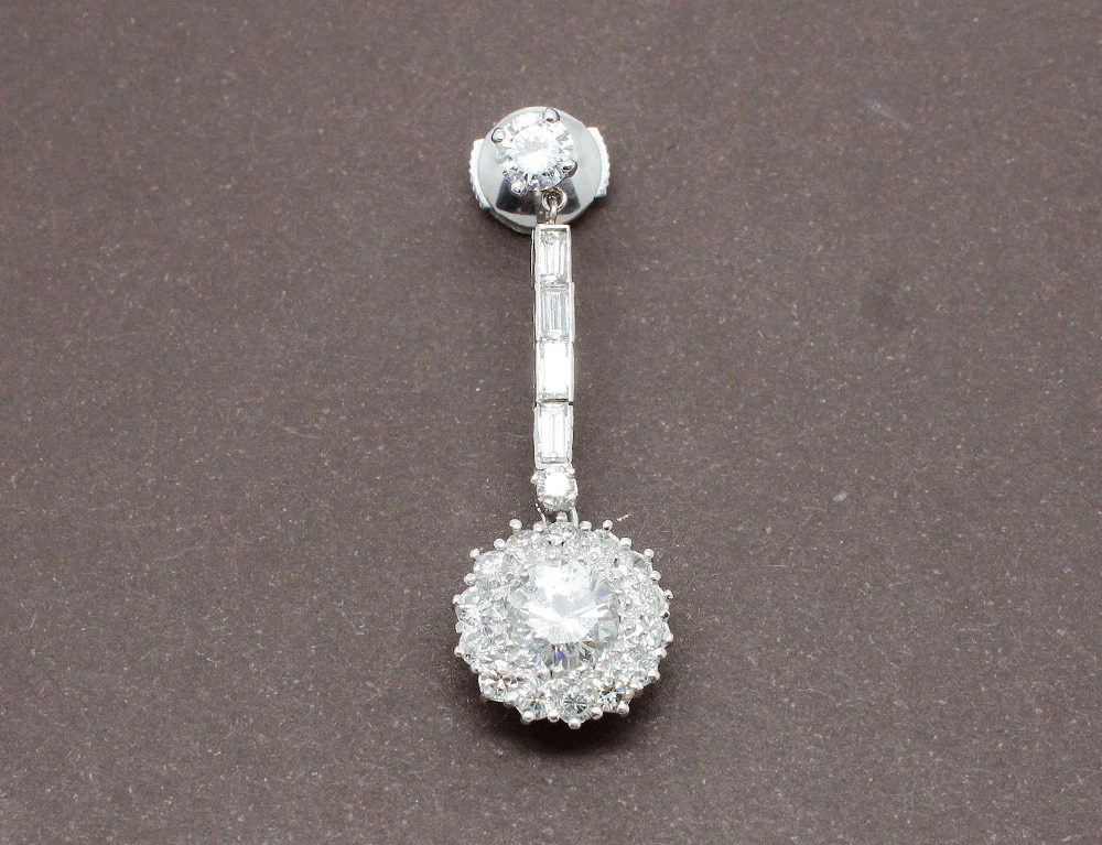 Boucles d'Oreilles Pendantes Diamants - Image 2