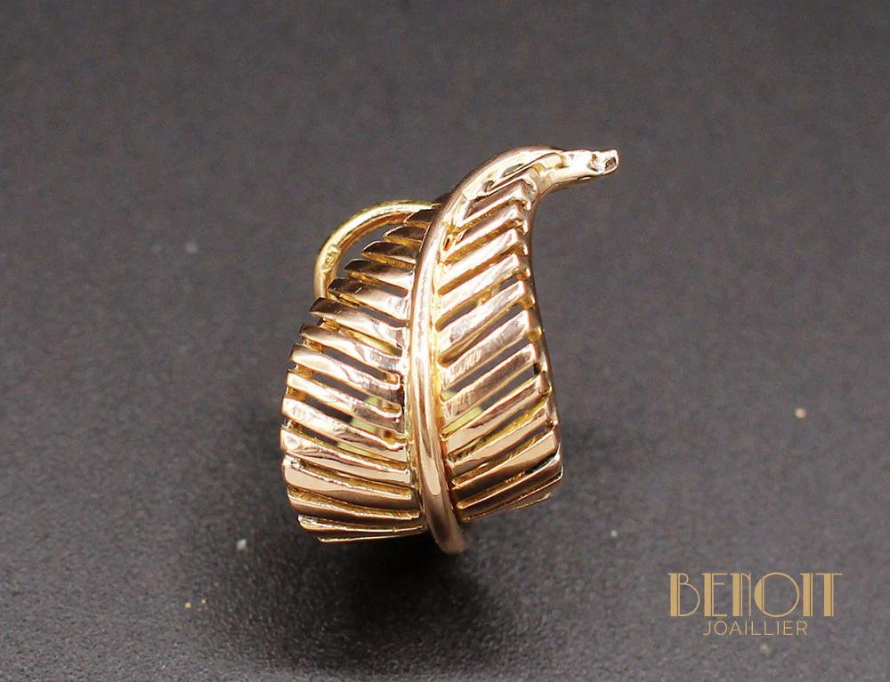 Boucles d'Oreilles Plumes 1950 - Image 2