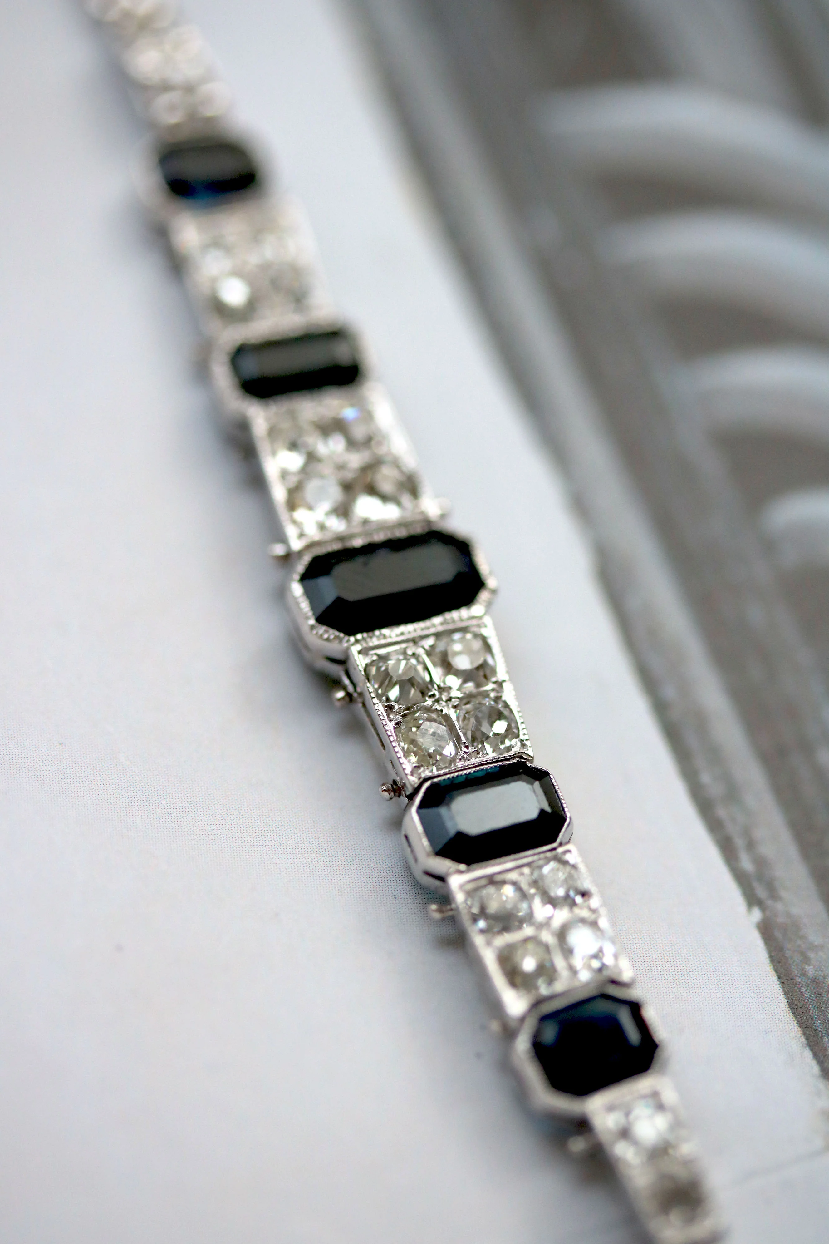 Bracelet Art Déco Saphirs et Diamants - Image 3