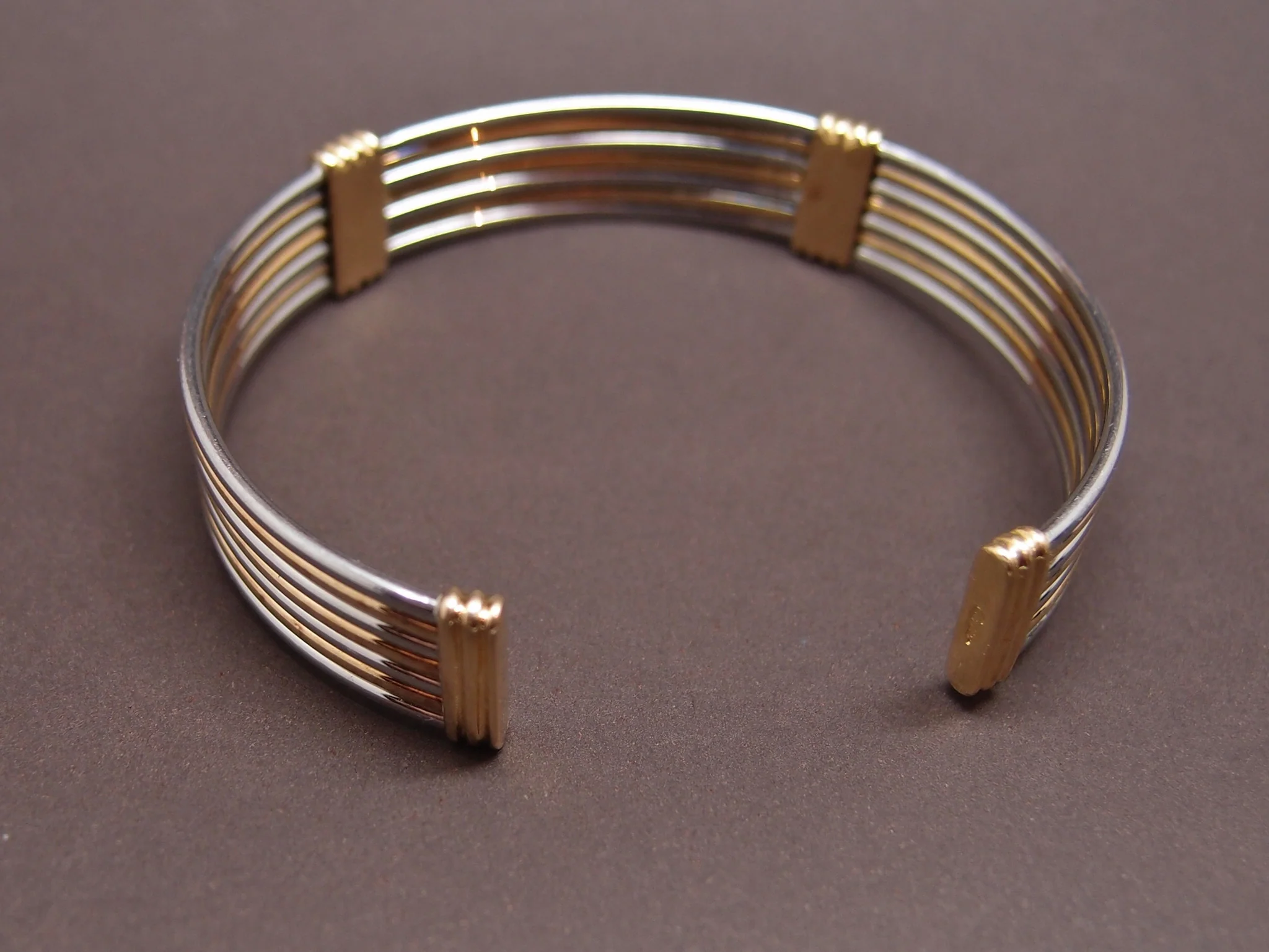 bracelet jonc"fils" Cartier or et acier - Image 2