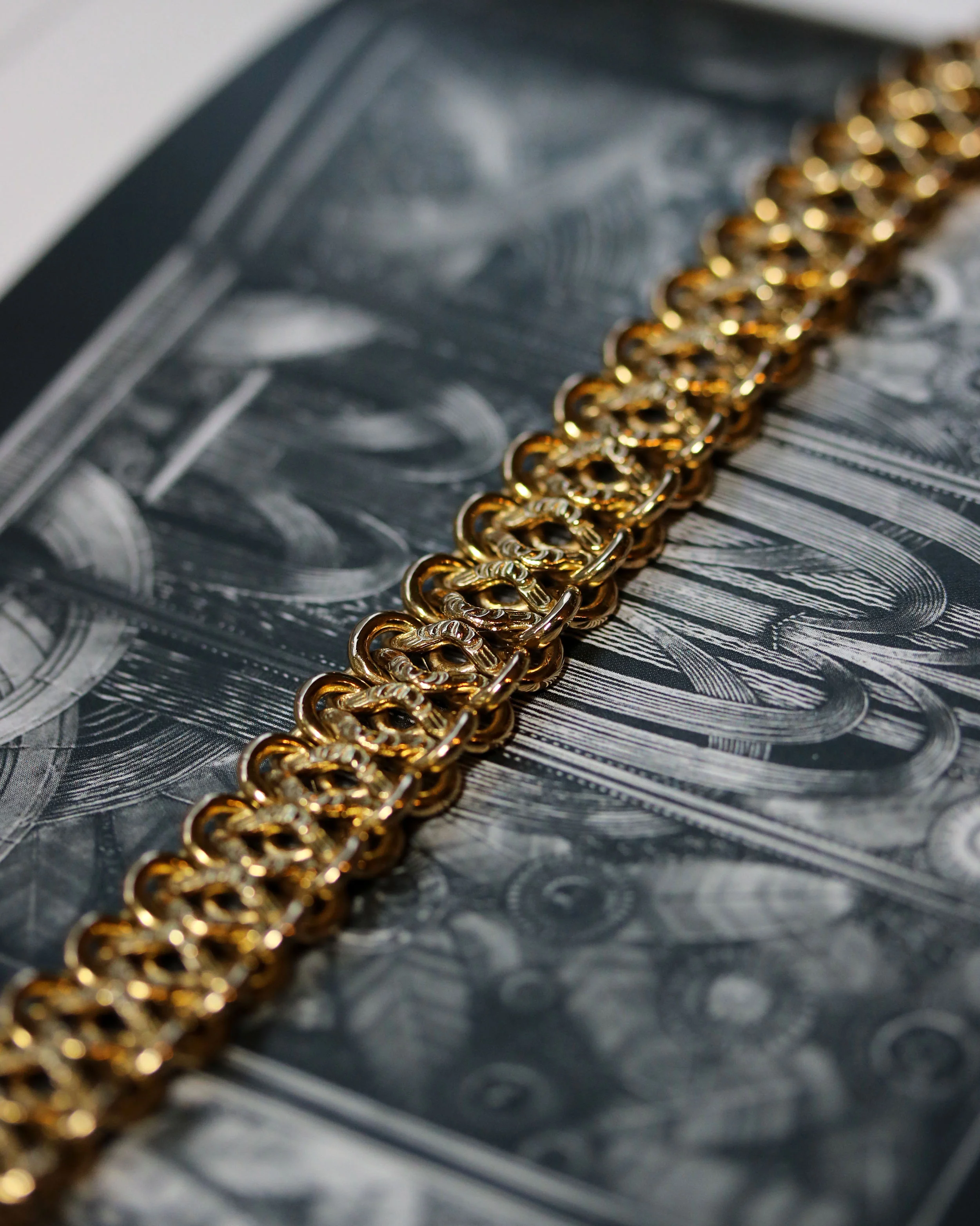 Bracelet Mailles Imbriquées Vintage