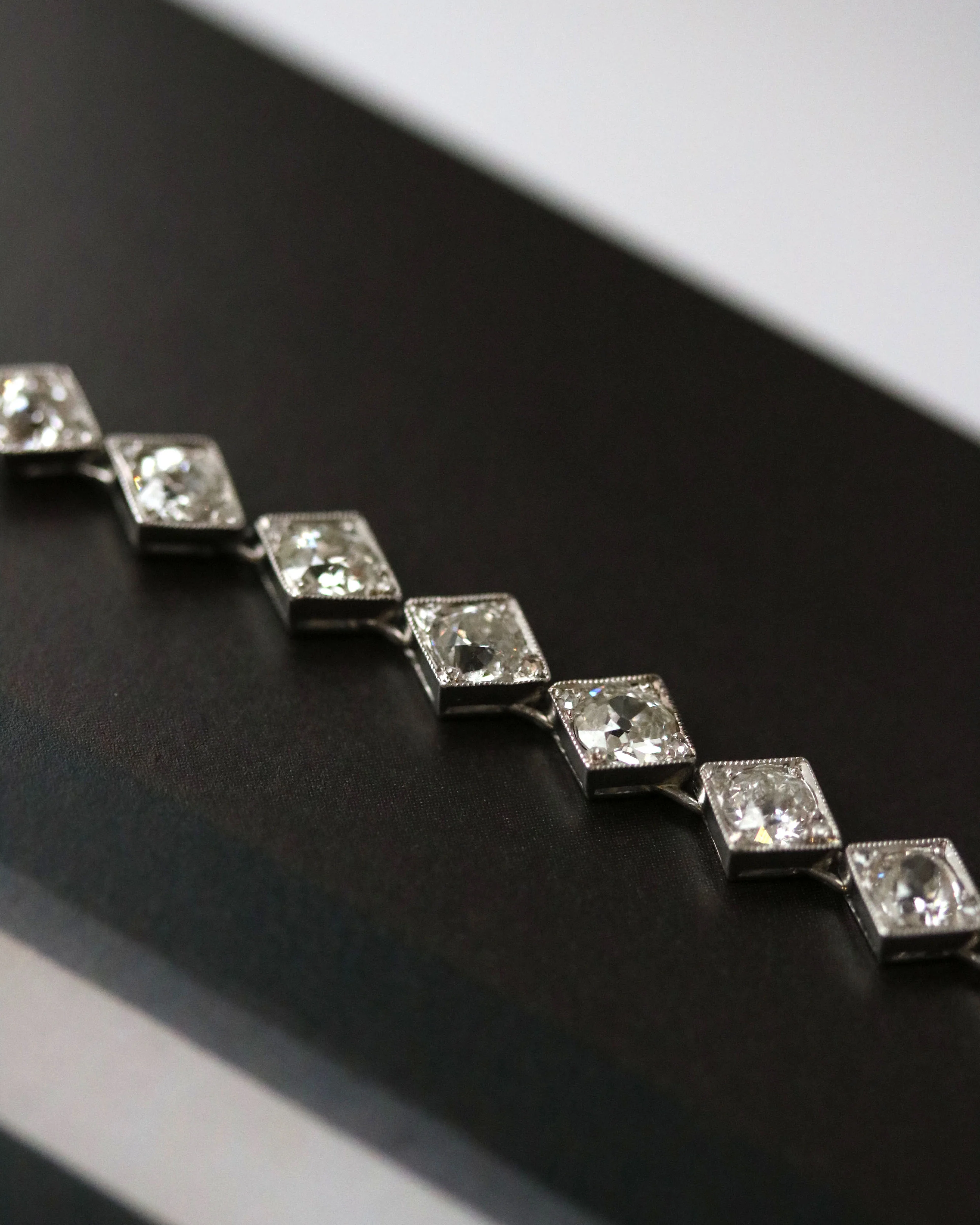 Bracelet Rivière Or blanc et diamants - Image 6