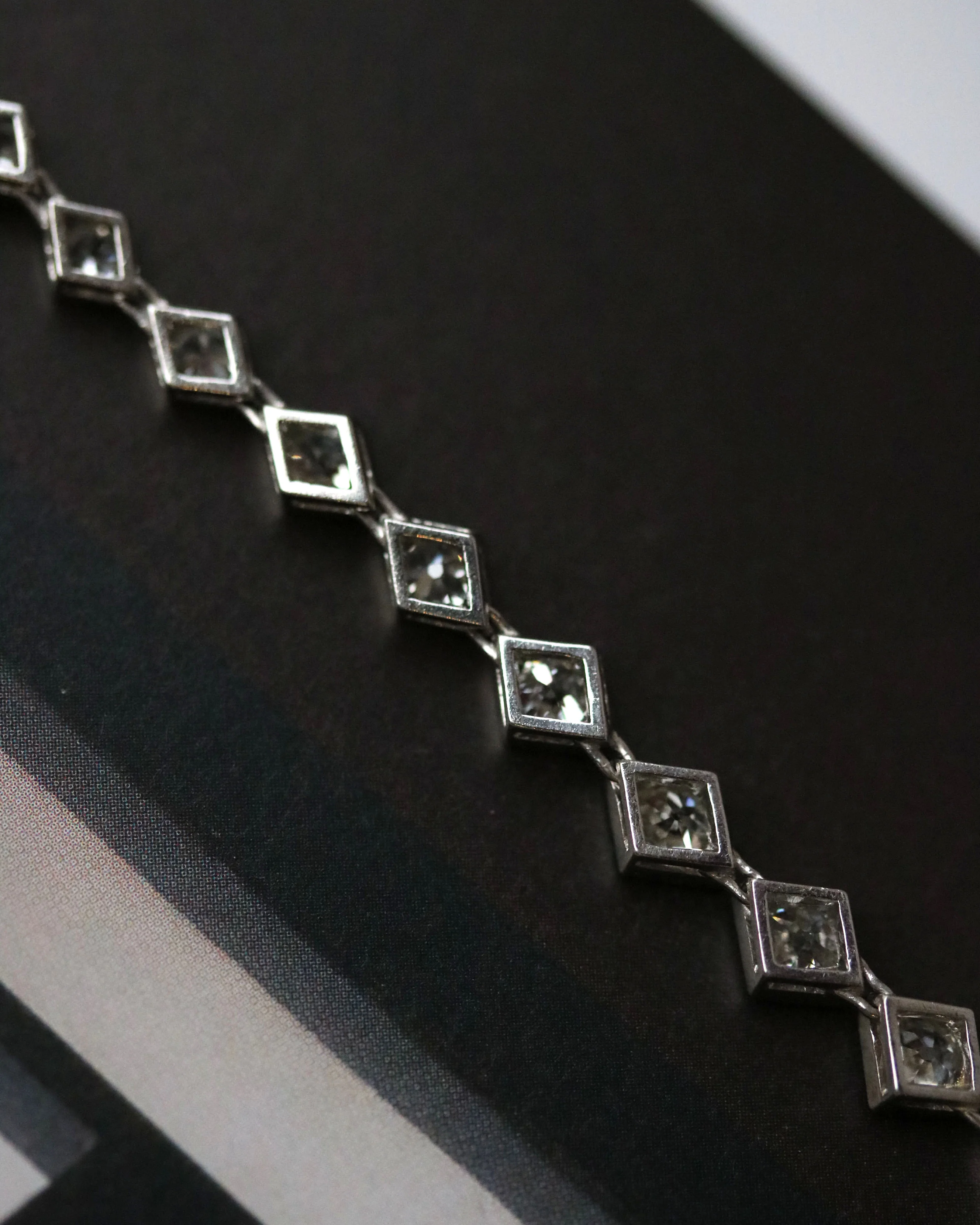 Bracelet Rivière Or blanc et diamants - Image 7