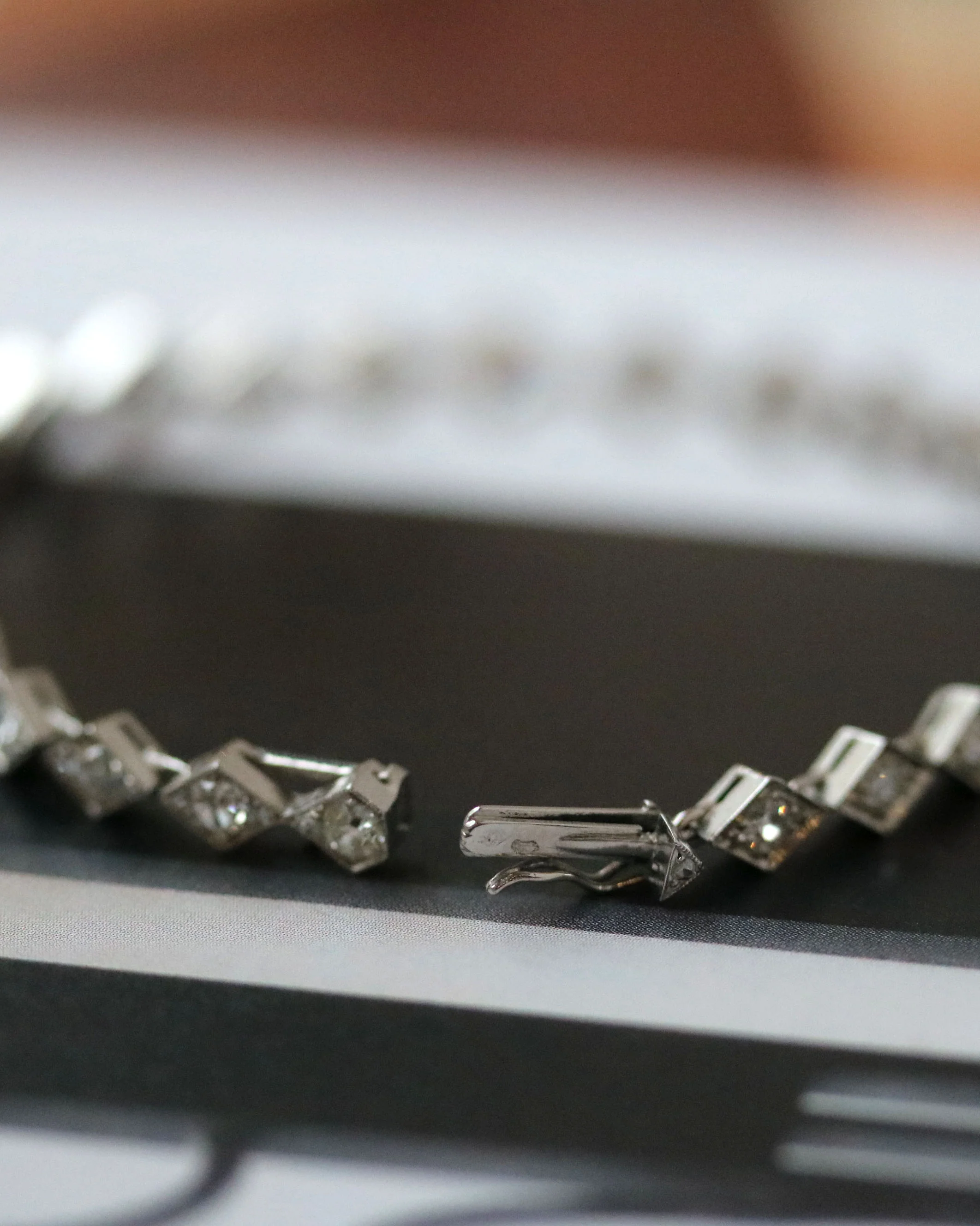 Bracelet Rivière Or blanc et diamants - Image 8