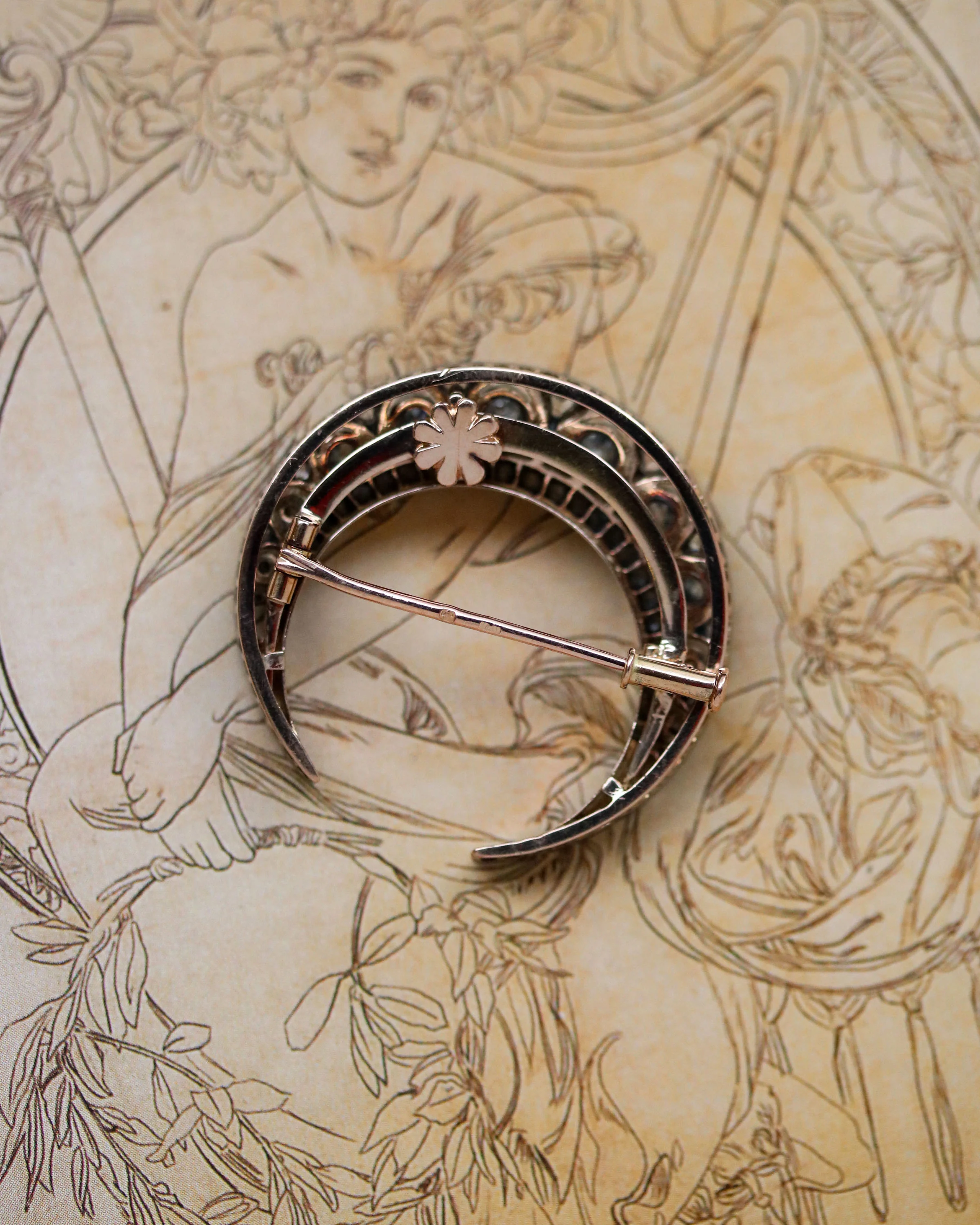 Broche Croissant Diamant Or et Argent - Image 3