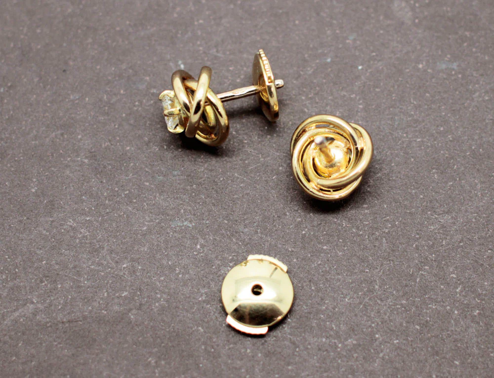 Clous d'Oreilles Noeud Diamant - Image 3