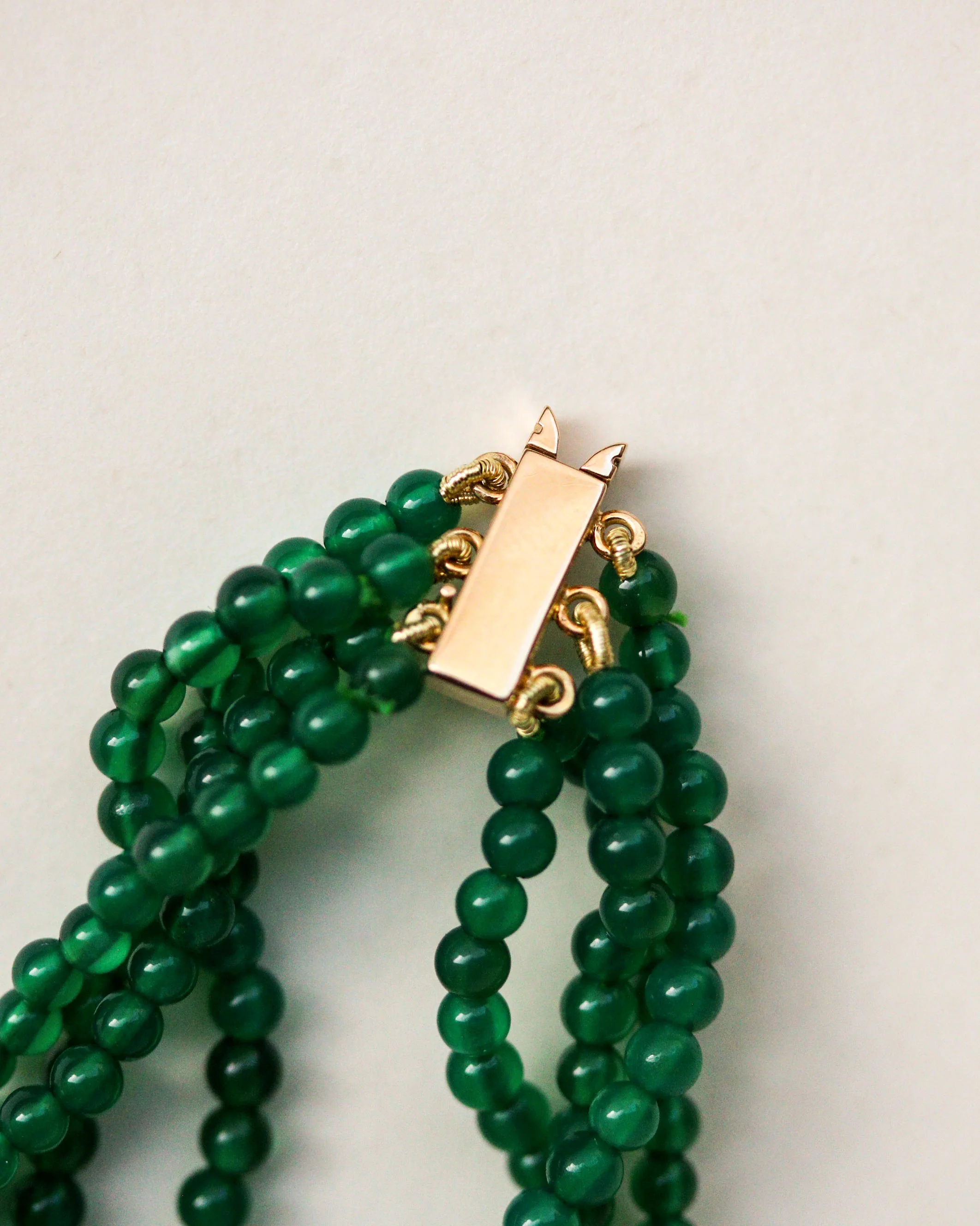 Collier Quatre Rangs Perles d'Emeraude - Image 5