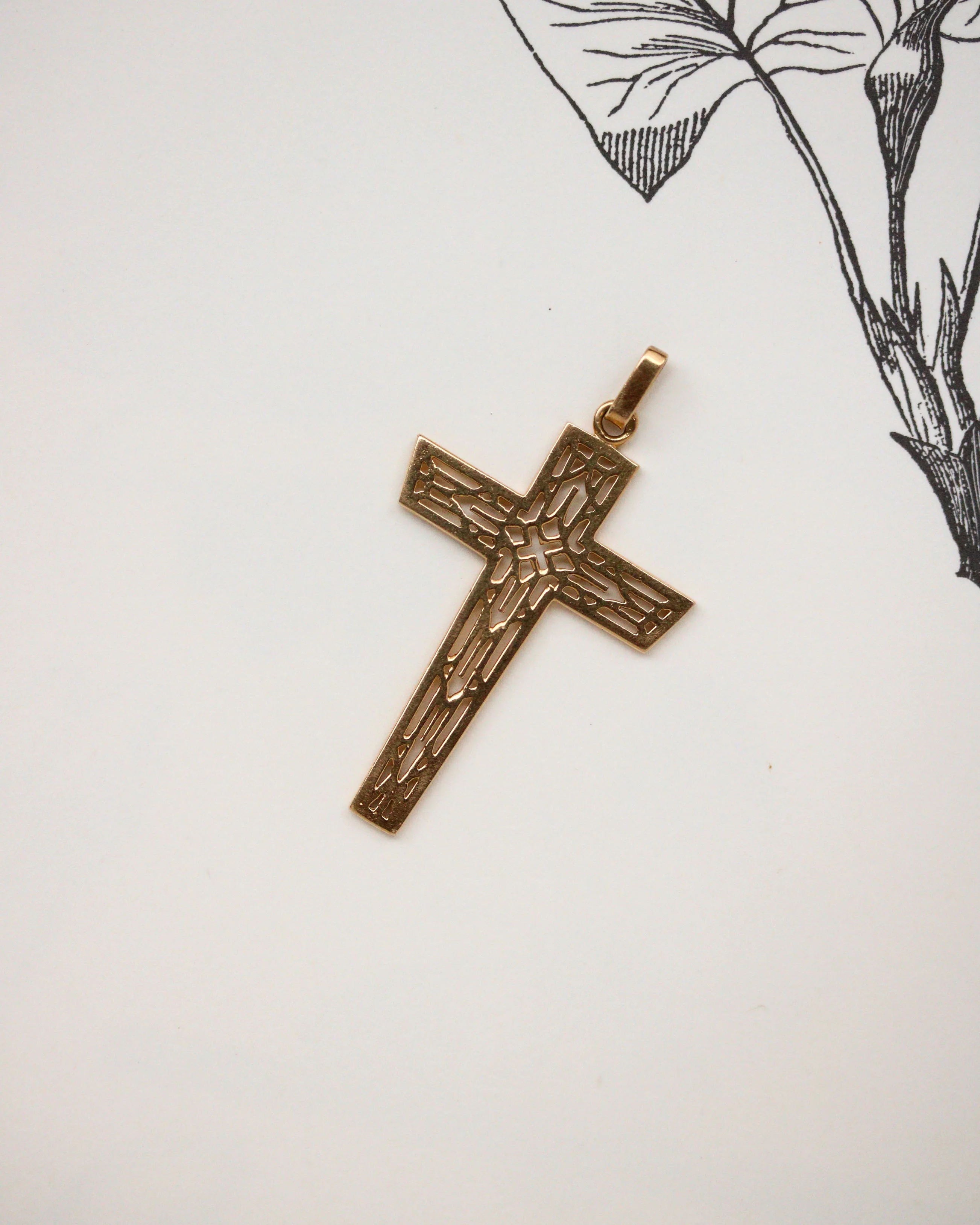 Pendentif Grande Croix Latine Filigrane en Or Jaune - Image 3