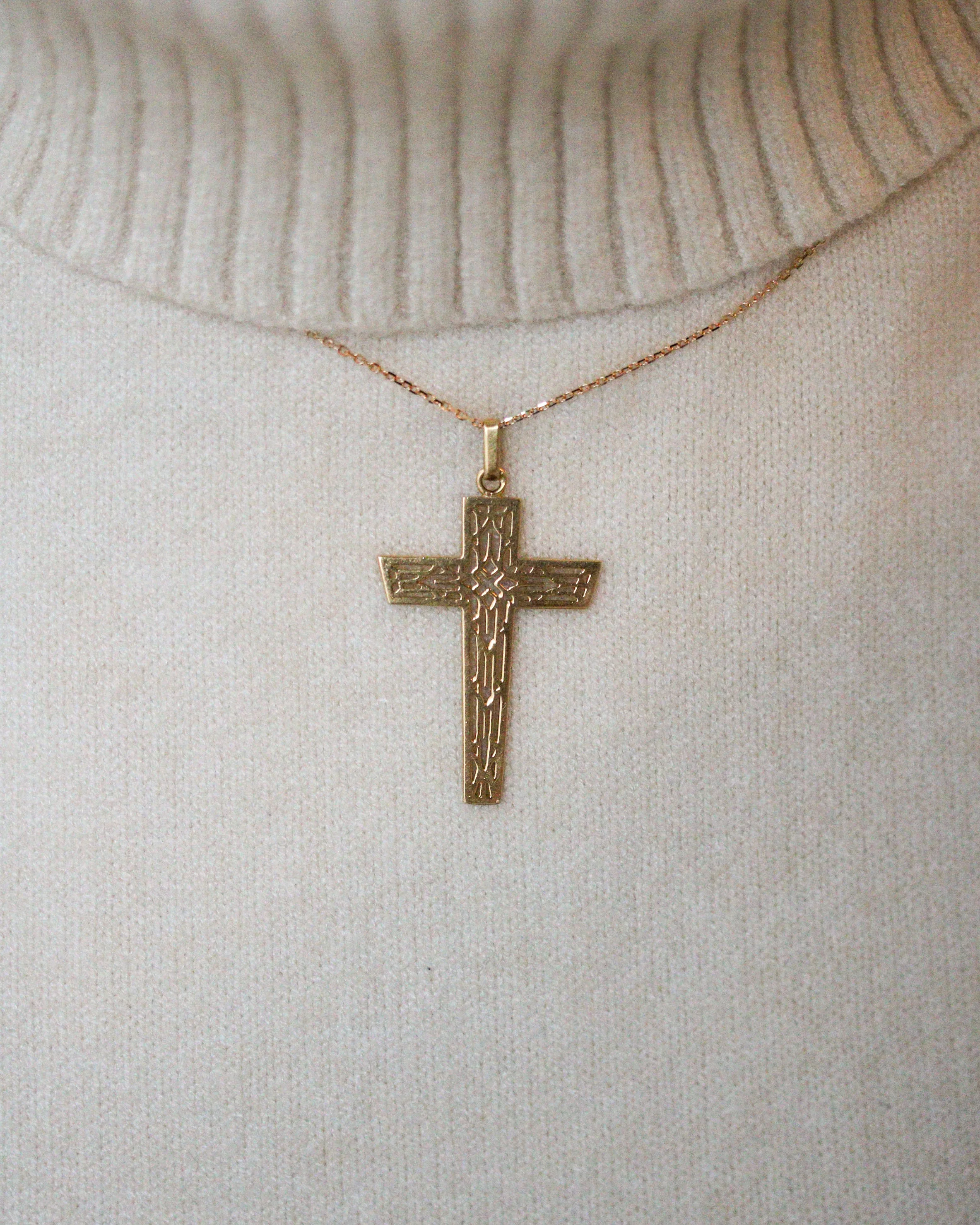 Pendentif Grande Croix Latine Filigrane en Or Jaune - Image 4
