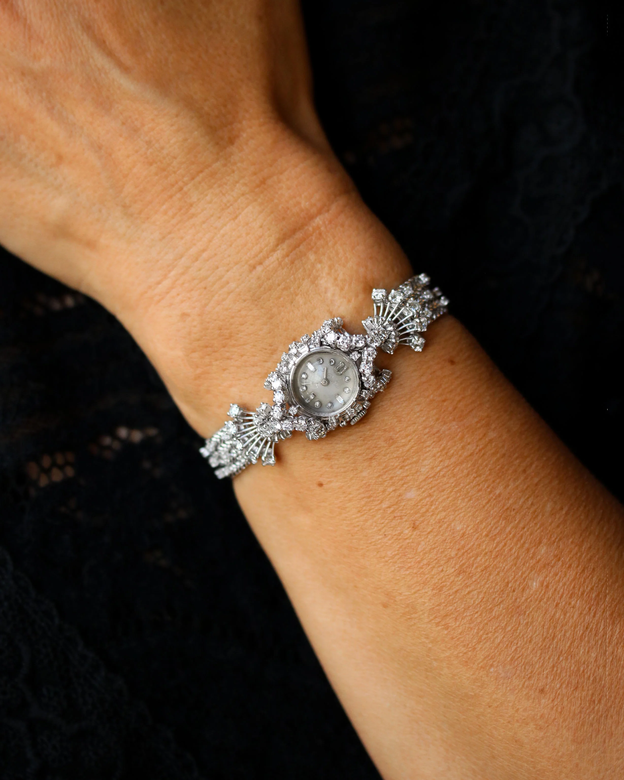 Montre cocktail 1950 Or Platine et Diamants - Image 2