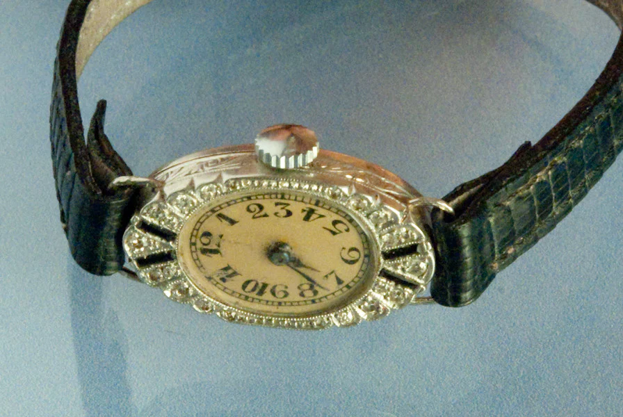Montre Art déco Platine et Diamants - Image 3