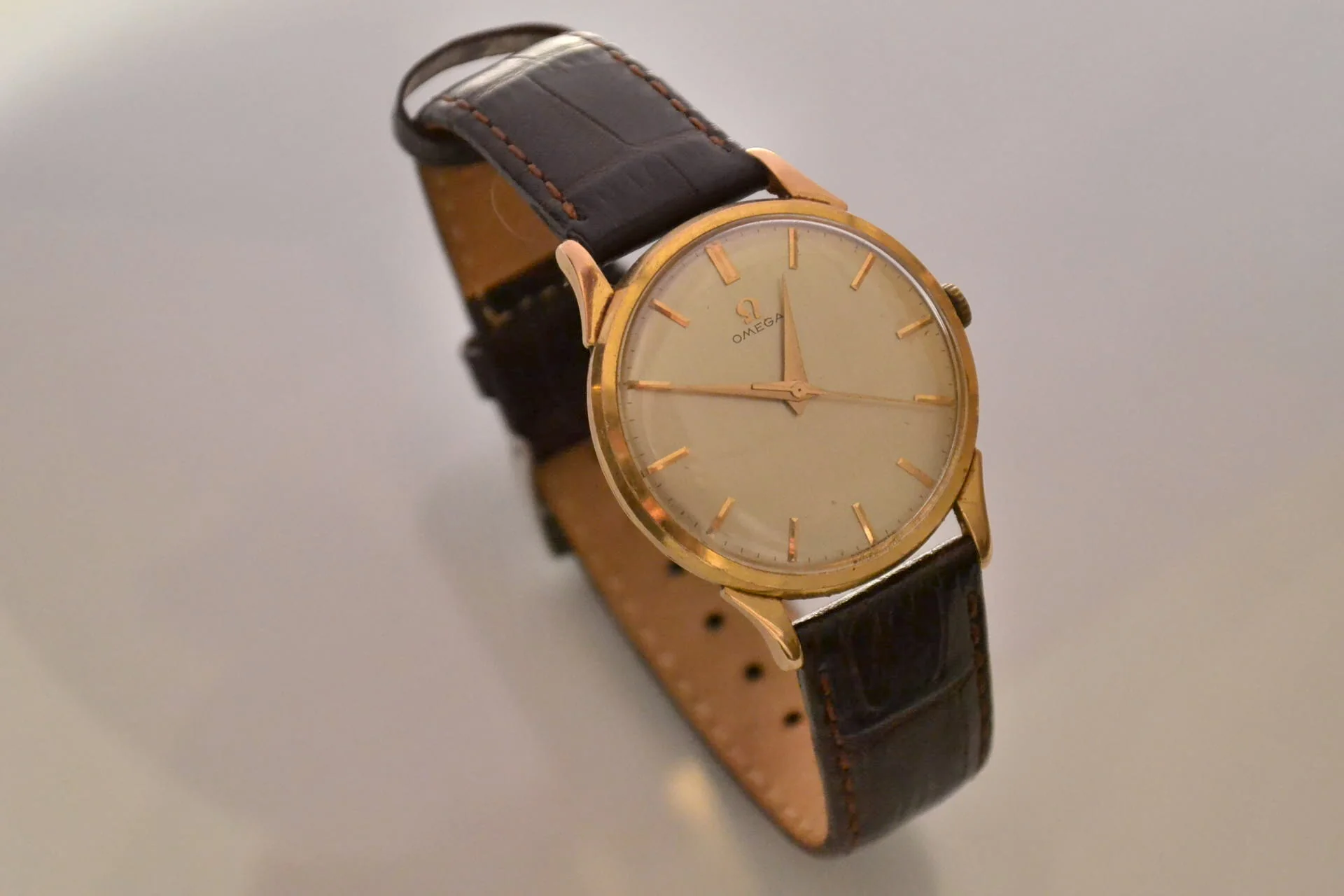 Montre OMEGA Mécanique en Or - Image 2