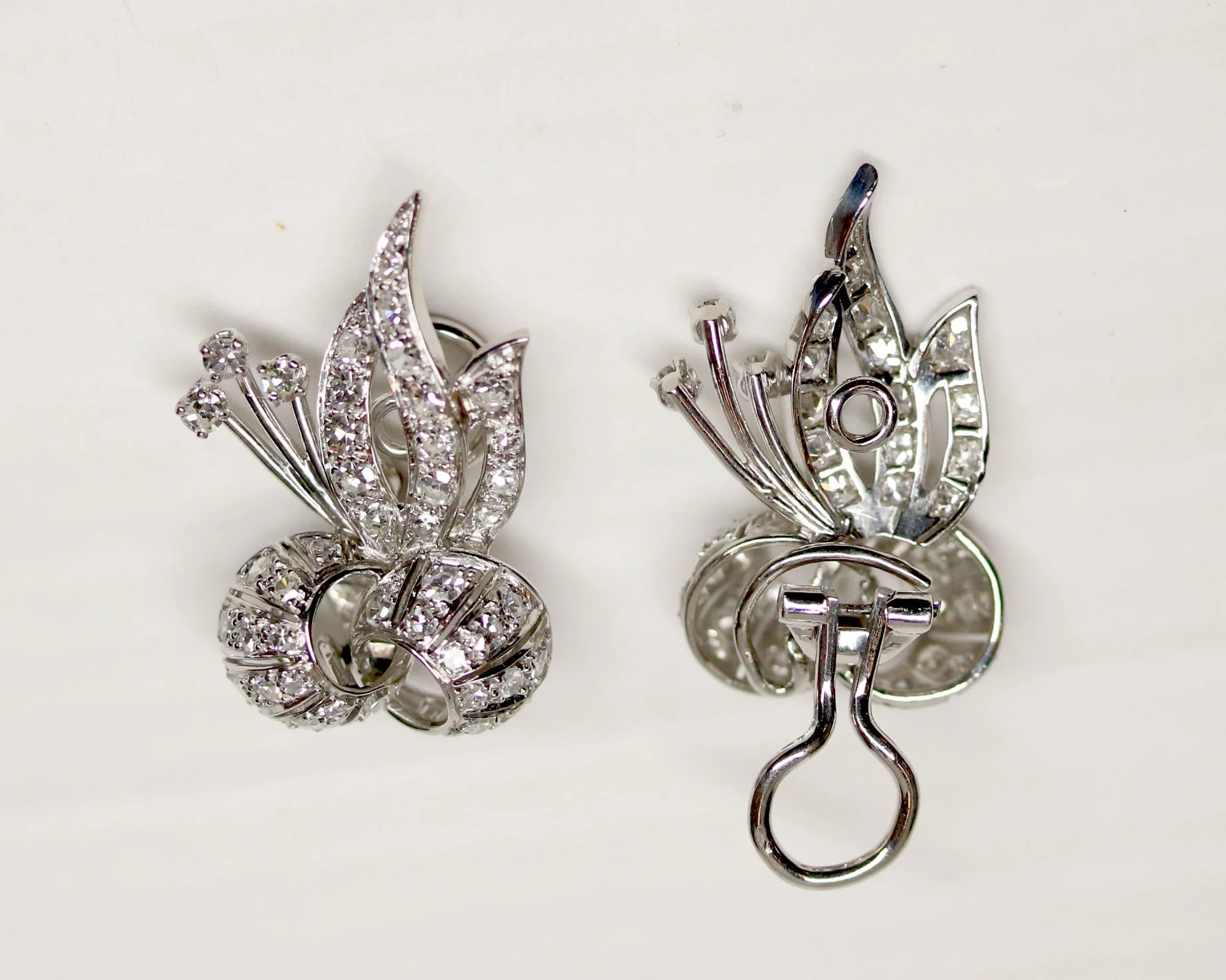 Paire de Boucles d'Oreilles "Cocktail" Or Blanc et Diamants - Image 7
