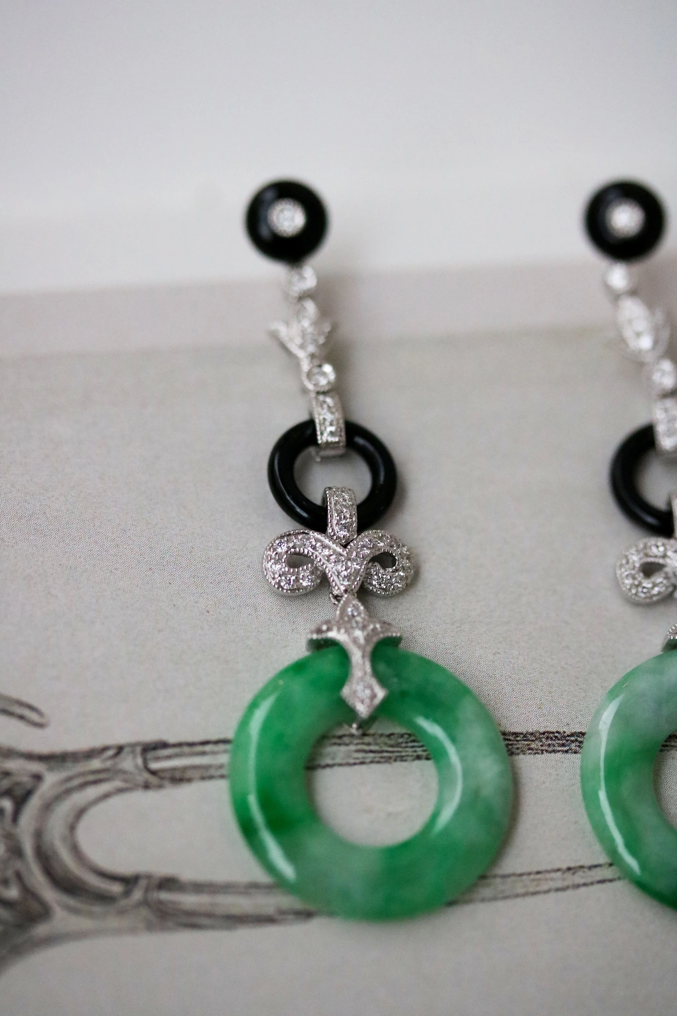 Paire de Boucles d'Oreilles Jade Onyx et Diamants - Image 4