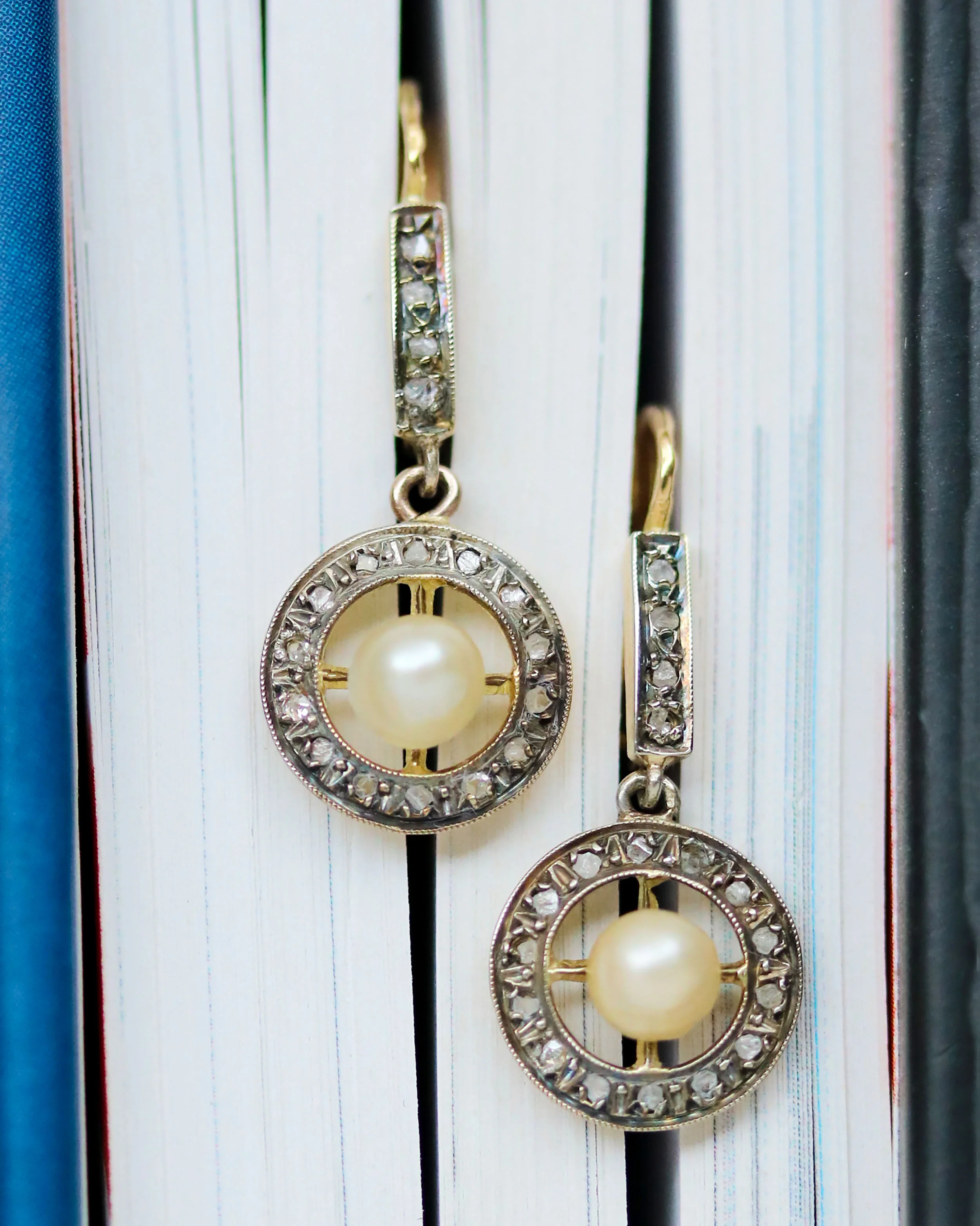 Paire de Dormeuses Ancienne Perle fine et Diamants Rose