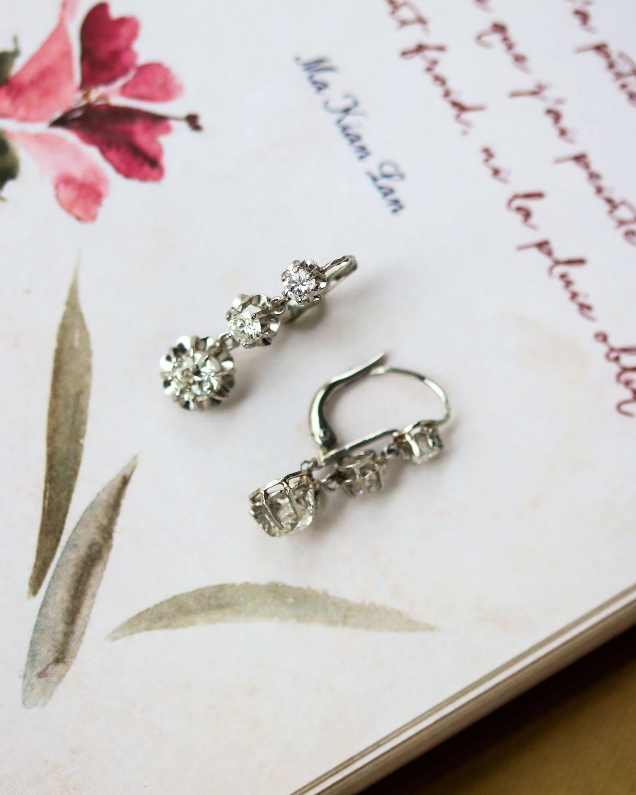 Paire de Dormeuses Pendantes Diamants, Or et Platine - Image 3