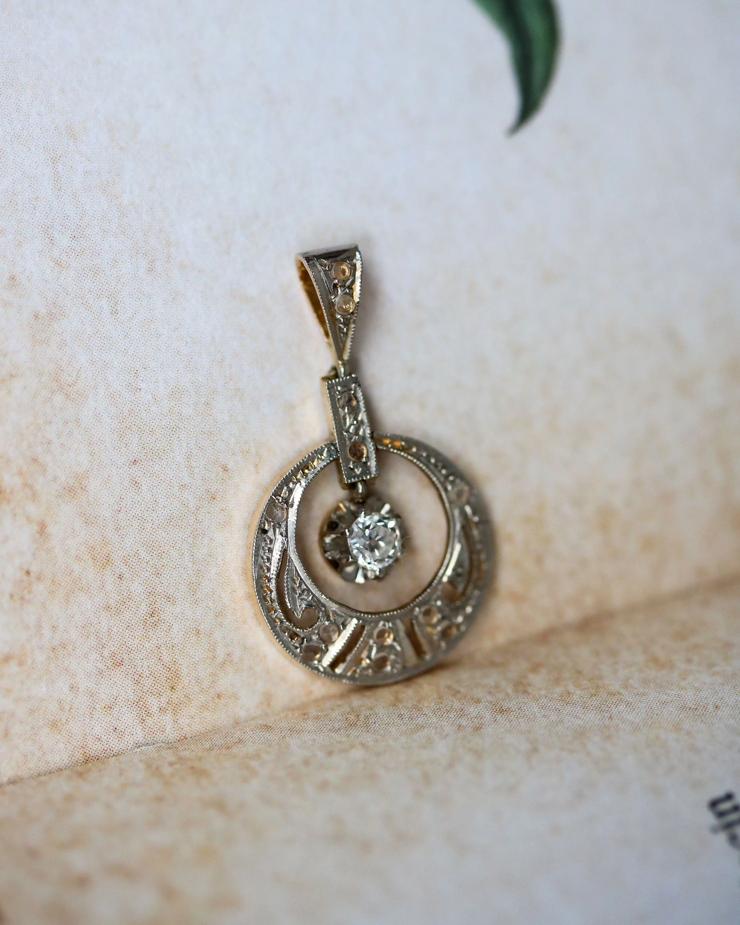 Pendentif Art Déco Or et Diamants