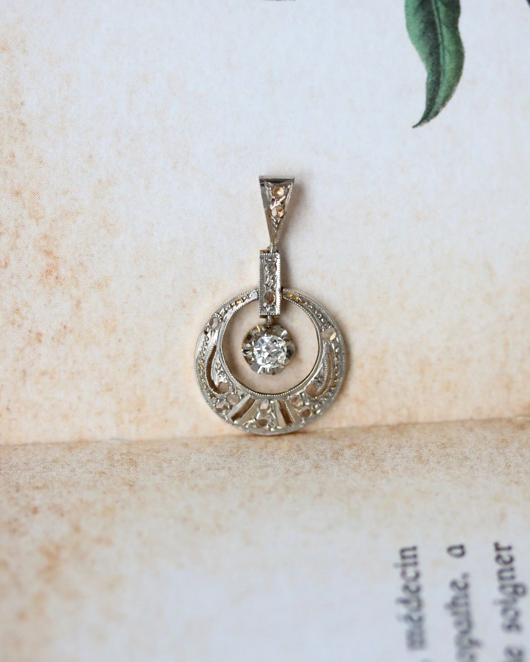Pendentif Art Déco Or et Diamants - Image 6