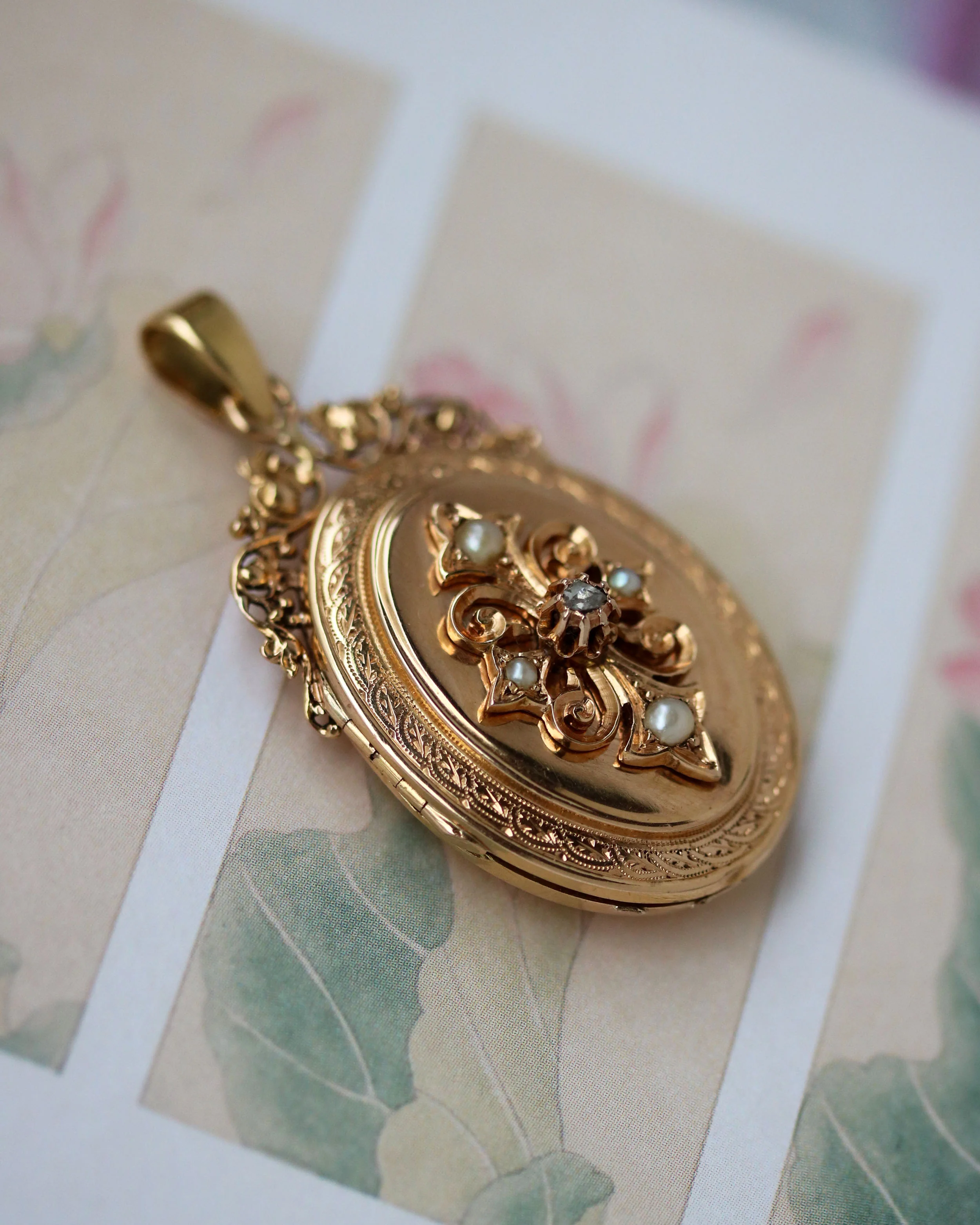 Pendentif Ouvrant Or Rose Diamant et Perles - Image 5