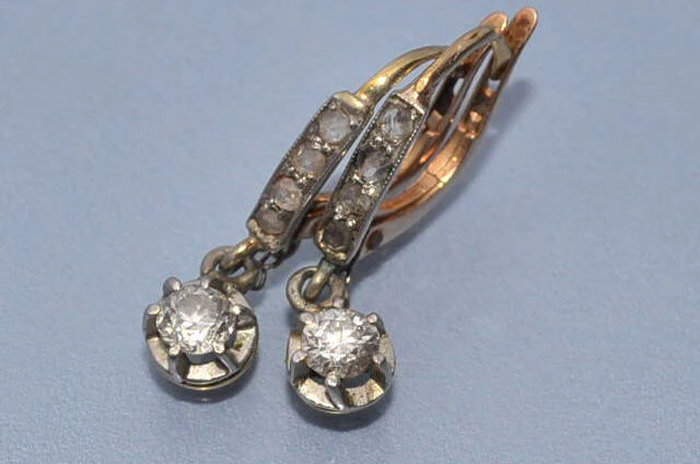 Petites dormeuse ancienne en diamants - Image 3