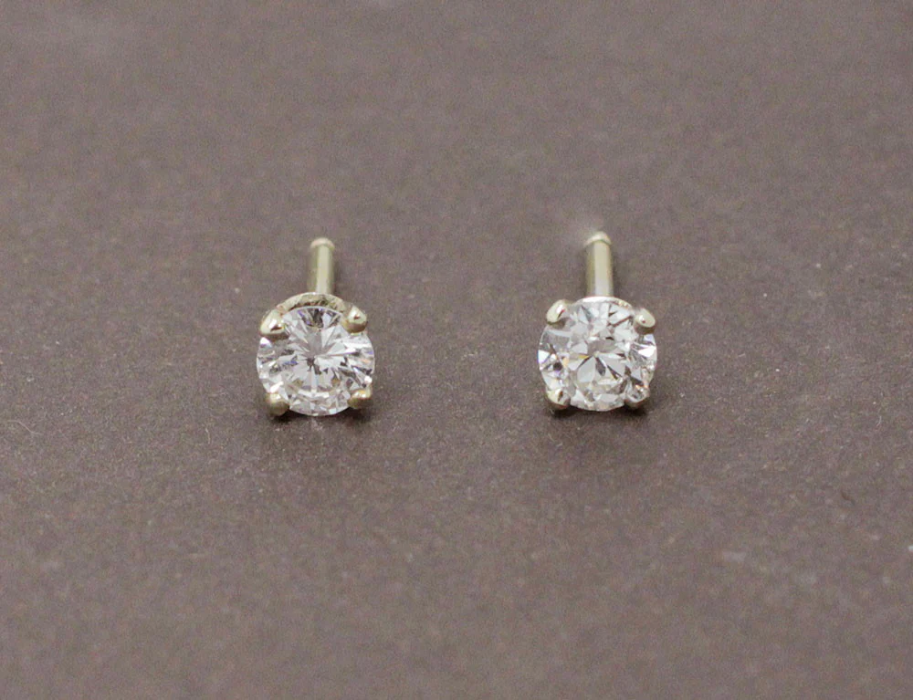 Puces Diamants 0,5 carat