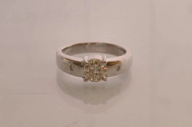 Solitaire Diamants et Platine - Image 3